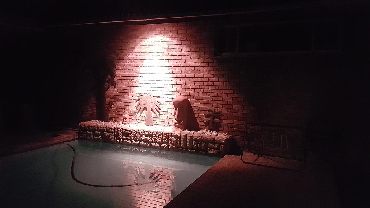 Meadows Guesthouse Germiston Exterior photo